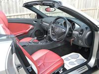 Used Mercedes SLK200 163 HP (119 kW) 2005 Silver Cabriolet