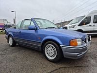 Begagnad Ford Escort Cabriolet 1990 Blå Cab
