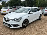 Used Renault Mégane GrandTour Iconic 2020 White Estate