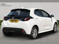 Used Toyota Yaris 116 HP (85 kW) 2023 Platinum white pearl Hatchback
