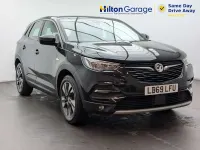 Used Vauxhall Grandland X Sport 130 HP (95 kW) 2019 Black SUV