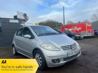 Begagnad Mercedes A150 Elegance 2005 Silver Halvkombi