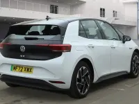 Usado VW ID.3 Pro 106 kW (145 CV) 2022 Blanco Utilitario