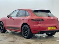 Used Porsche Macan 360 HP (264 kW) 2016 Red SUV