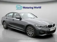 Usado BMW 330e M Sport 292 HP (214 kW) 2021 Cinzento Sedan