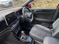 Used VW T-Roc R-line 150 HP (110 kW) 2023 Red SUV