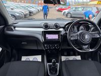Usado Suzuki Swift SZ5 2018 Vermelho Citadino
