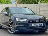 Usado Audi S4 Comfort 354 HP (260 kW) 2018 Preto Carrinha