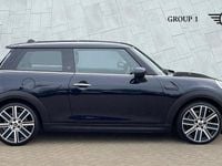 Usado Mini Cooper Exclusive 136 HP (100 kW) 2024 Preto Citadino