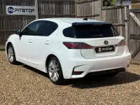 Used Lexus CT200h 2016 White Hatchback