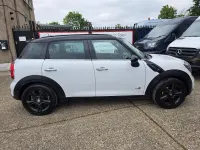 Used Mini Cooper SD 143 HP (105 kW) 2012 White Hatchback