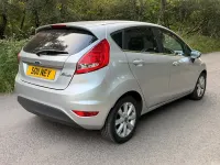 Used Ford Fiesta Zetec 81 HP (59 kW) 2011 Silver Hatchback
