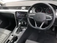Used VW Passat SEL 150 HP (110 kW) 2022 Black Estate