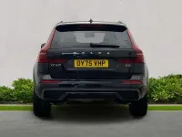 Usado Volvo XC60 Ultra 247 HP (181 kW) 2025 Preto SUV