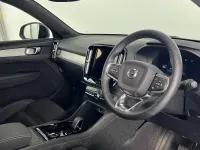 Used Volvo XC40 Plus 194 HP (142 kW) 2025 Silver SUV