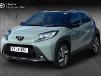 New Toyota Aygo X 71 HP (52 kW) 2025 Tarragon with black SUV