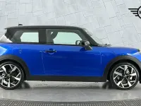 Used Mini Cooper Hatch 113 kW (154 HP) 2026 Blue Hatchback