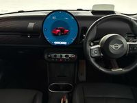 Begagnad Mini Cooper Hatch 113 kW (154 HK) 2025 Röd Halvkombi