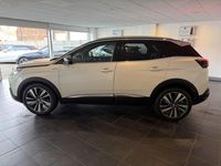 Second-hand Peugeot 3008 Premium 130 CP (95 kW) 2018 Alb SUV