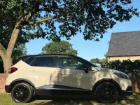 Used Renault Captur Dynamique 2014 Cream/black SUV
