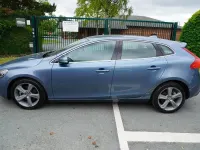 Used Volvo V40 SE Lux 180 HP (132 kW) 2013 Blue Hatchback