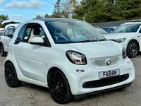 Usado Smart ForTwo Coupé Premium 90 CV (66 kW) 2016 Blanco Coupe