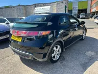Używany Honda Civic ES 138 KM (101 kW) 2009 Czarny Hatchback