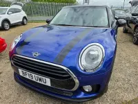 Begagnad Mini Cooper Clubman Classic 136 HK (100 kW) 2019 Blå Kombi