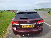 used Toyota Avensis 2.2 D-4D TR 5dr