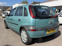Używany Vauxhall Corsa Elegance 2003 Zielony Hatchback