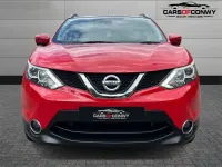 Used Nissan Qashqai N-TEC 110 HP (80 kW) 2016 Red SUV