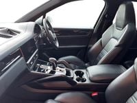 Used Porsche Cayenne 462 HP (339 kW) 2019 White SUV