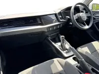 Used Audi A1 Sportback Sport 94 HP (69 kW) 2023 Glacier white Hatchback