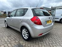Used Kia Ceed 2007 Silver Hatchback