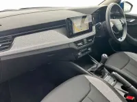 Usado Skoda Kamiq SE 95 CV (69 kW) 2025 Azul SUV