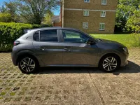 Używany Peugeot 208 Active+ 2023 Szary Hatchback