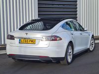 Used Tesla Model S 311 kW (423 HP) 2015 White Hatchback