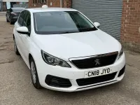 Used Peugeot 308 Access 100 HP (73 kW) 2018 White Hatchback