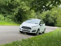 Used Ford Fiesta Zetec 100 HP (73 kW) 2015 White Hatchback