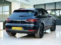 Used Porsche Macan 258 HP (189 kW) 2015 Black SUV
