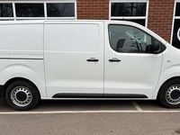 Used Peugeot e-Expert 100 kW (136 HP) 2021 White Van