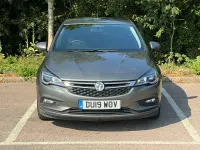 Used Vauxhall Astra Design Edition 105 HP (77 kW) 2019 Grey Hatchback