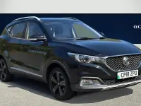 Usado MG ZS Exclusive 106 CV (77 kW) 2018 Negro SUV