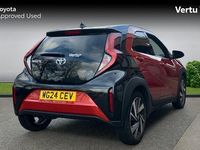 Used Toyota Aygo X 72 HP (52 kW) 2024 Red SUV