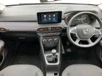 Begagnad Dacia Sandero Prestige 100 HK (73 kW) 2021 Orange Halvkombi