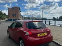 Used Peugeot 208 Allure 70 HP (51 kW) 2013 Red Hatchback