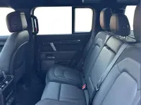 Używany Land Rover Defender HSE Dynamic 296 KM (217 kW) 2024 Szary SUV