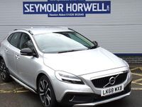 Usado Volvo V40 Pro 152 CV (111 kW) 2019 Utilitario