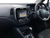 Second-hand Renault Captur Iconic 150 CP (110 kW) 2019 Roșu SUV