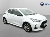 Used Mazda 2 116 HP (85 kW) 2023 White Hatchback